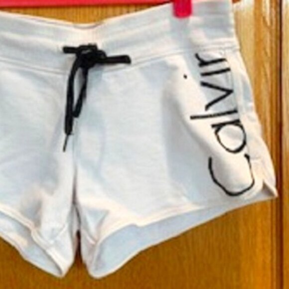 Women Calvin Klein Pull-On Comfy White Cotton Shorts 2 Back Pockets Sz: S - Picture 2 of 6